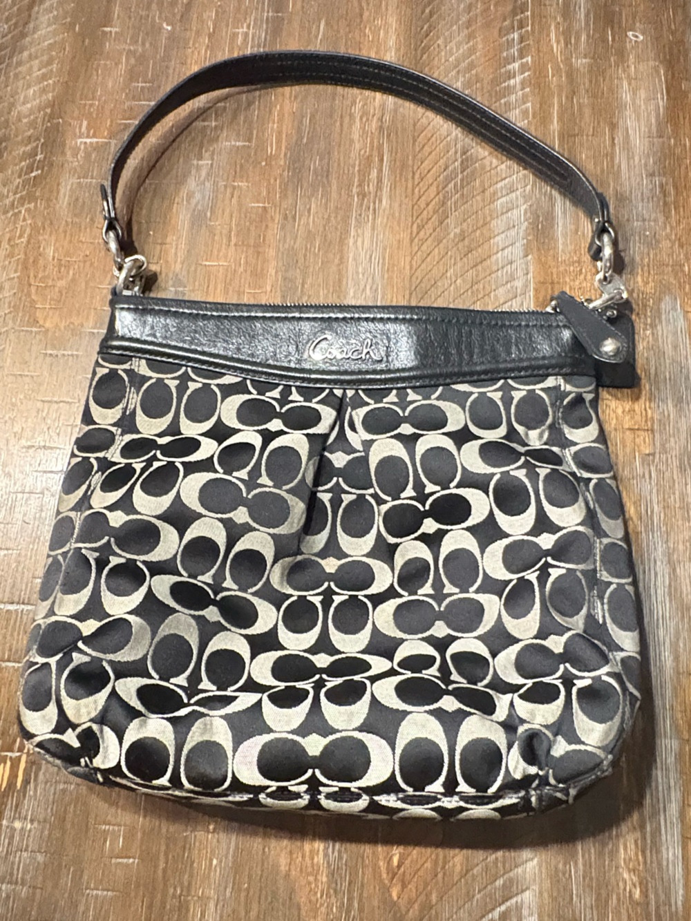 Coach shoulder bag